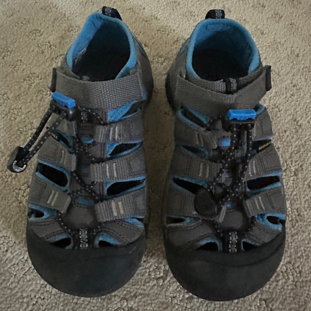Kids KEEN Gray & Blue Outdoor Amphibious Sandals 13